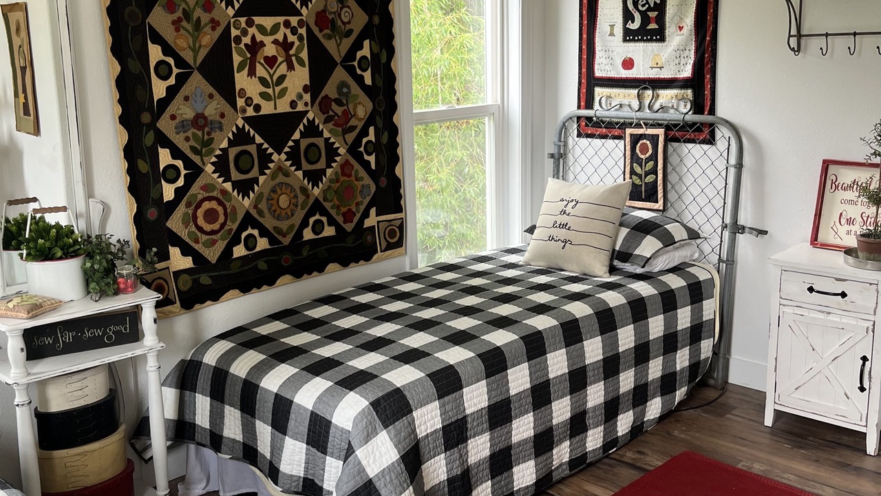 Photo of Bedroom in Chattaroy