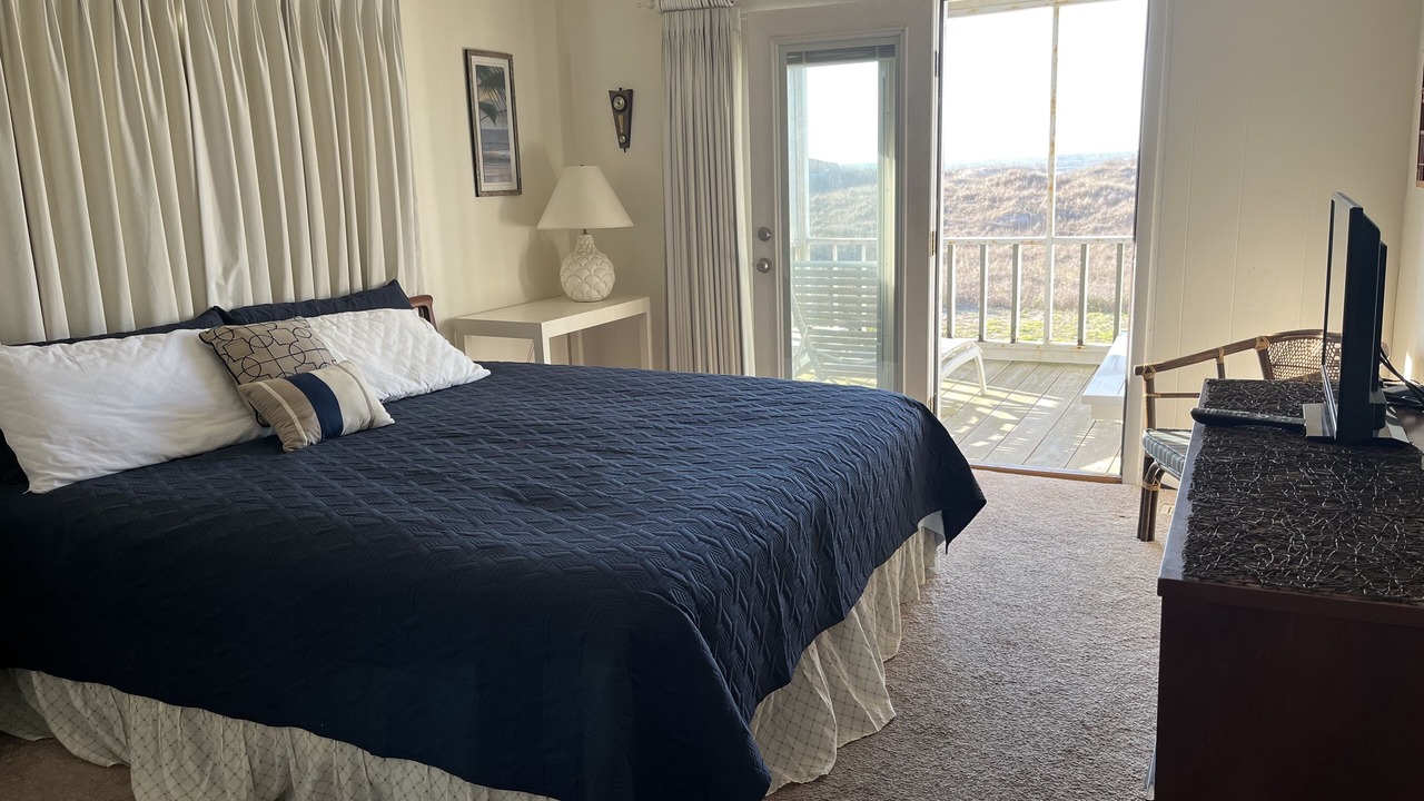 Photo of Bedroom in Sunset Beach