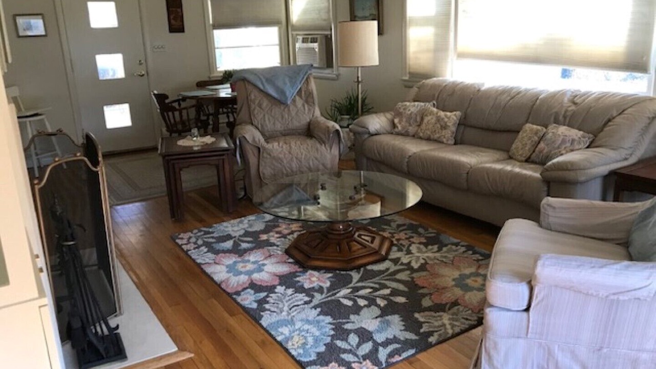 Photo of Livingroom in Madison