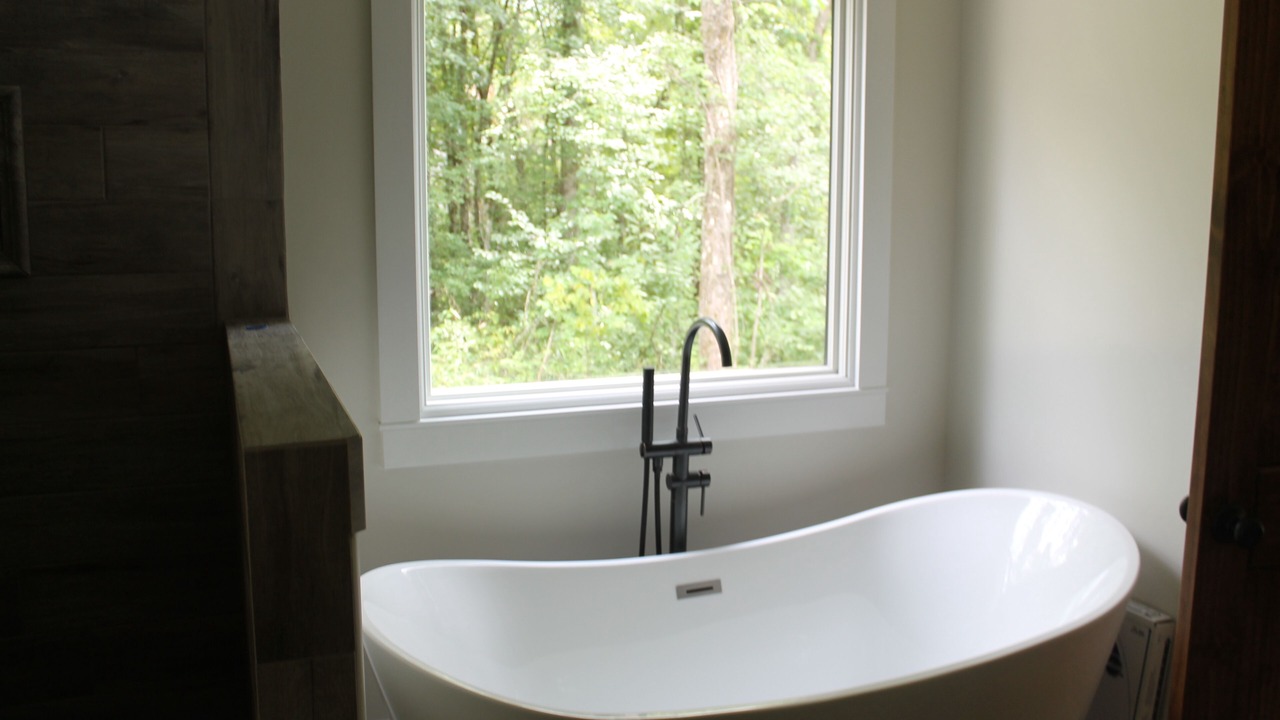 Photo of Bathroom in Mineral Bluff