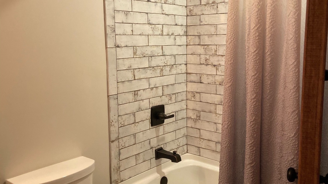 Photo of Others in Mineral Bluff