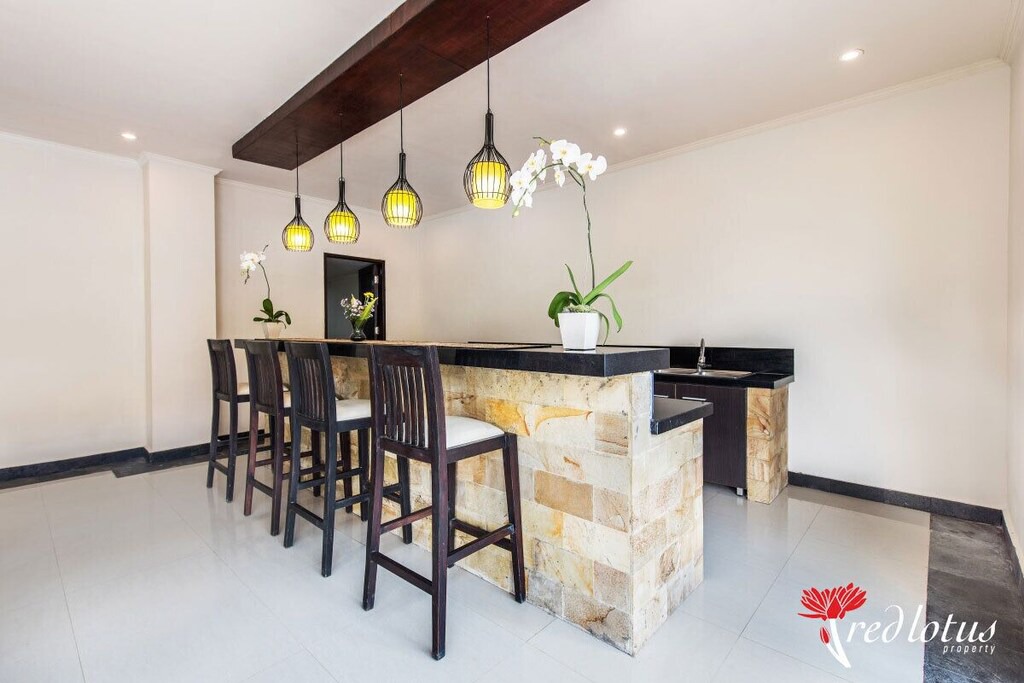 Photo of Others in Taro