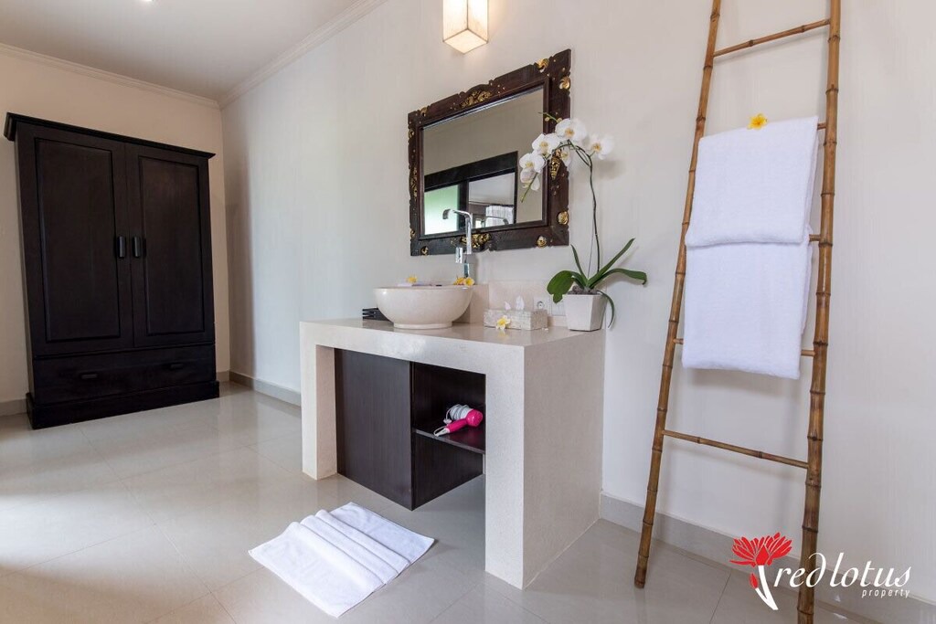 Photo of Others in Taro