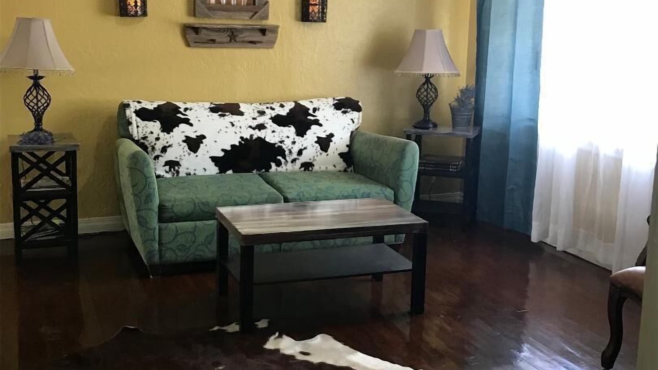 Photo of Livingroom in Lawton