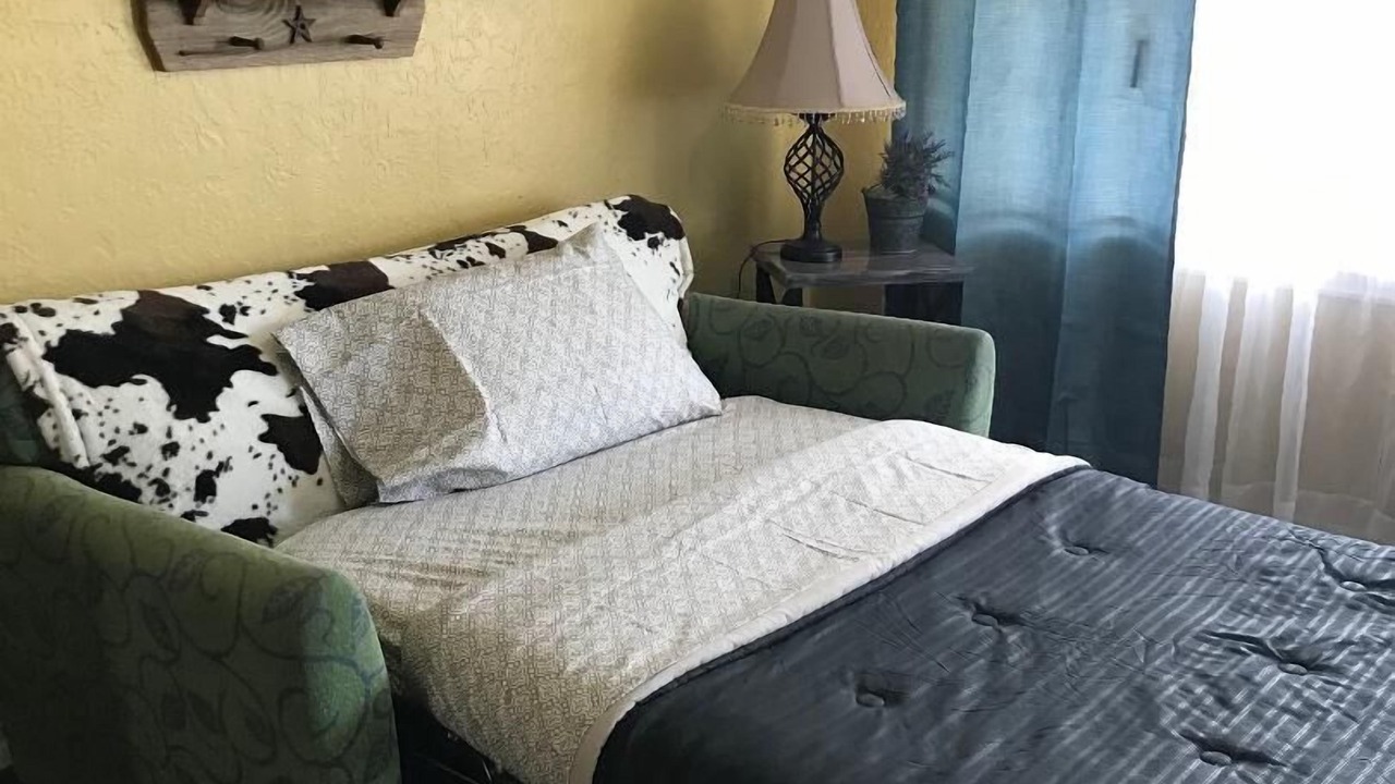 Photo of Bedroom in Lawton