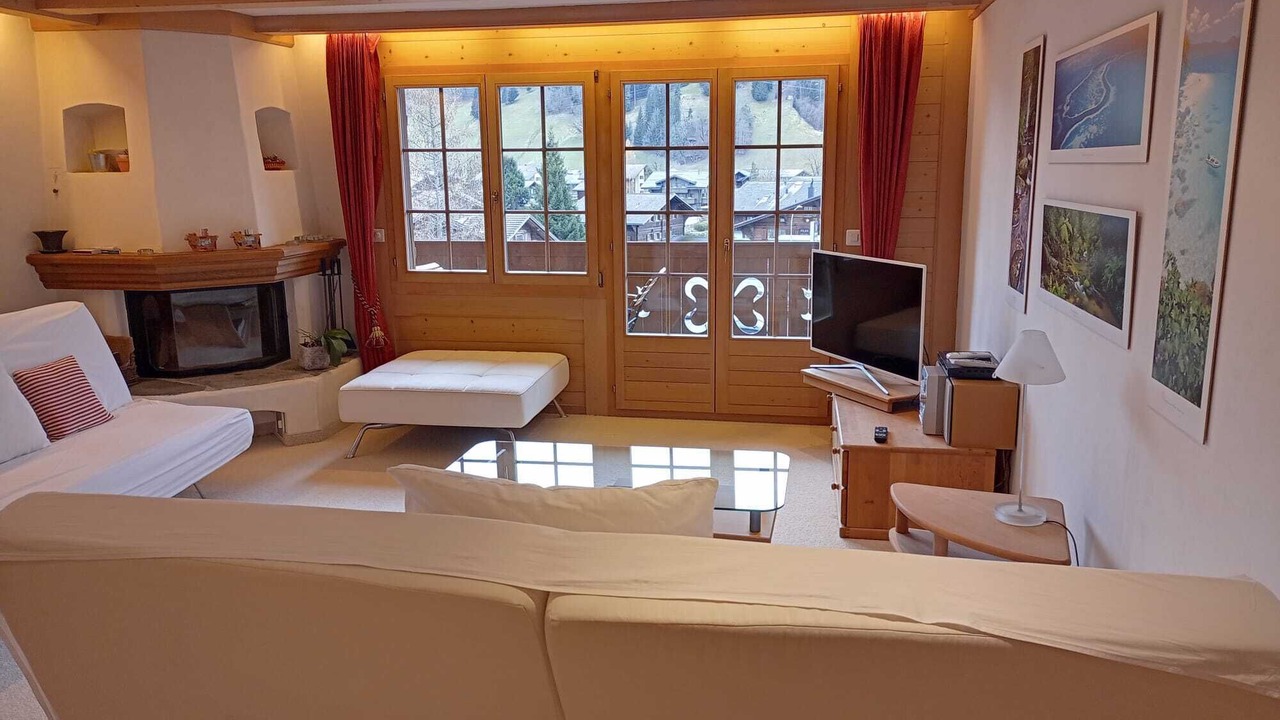 Photo of Bedroom in Zweisimmen Nr Gstaad