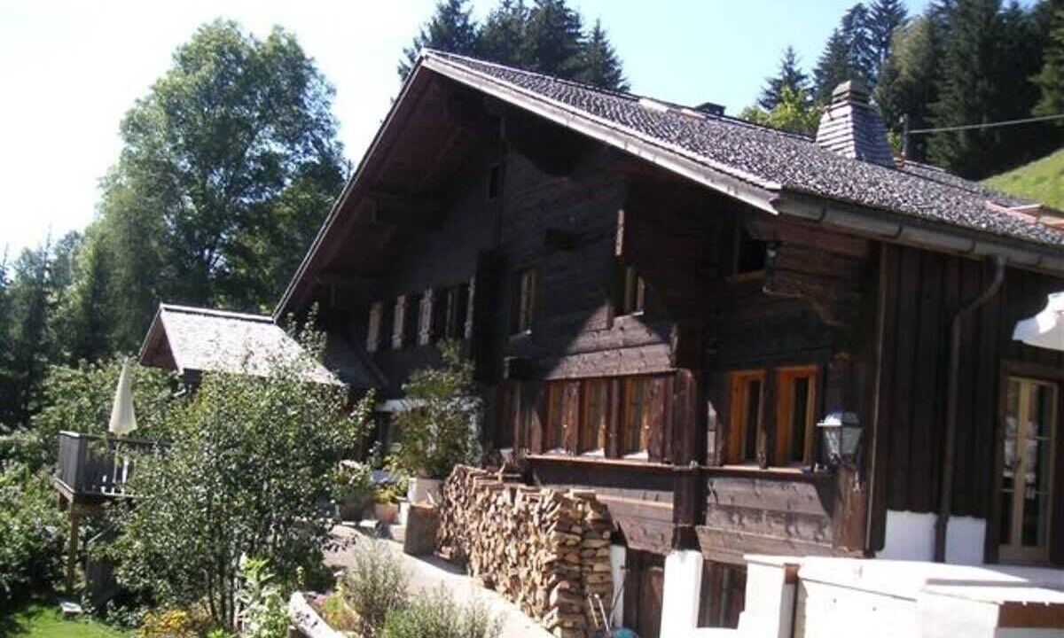 Photo of Others in Rougemont