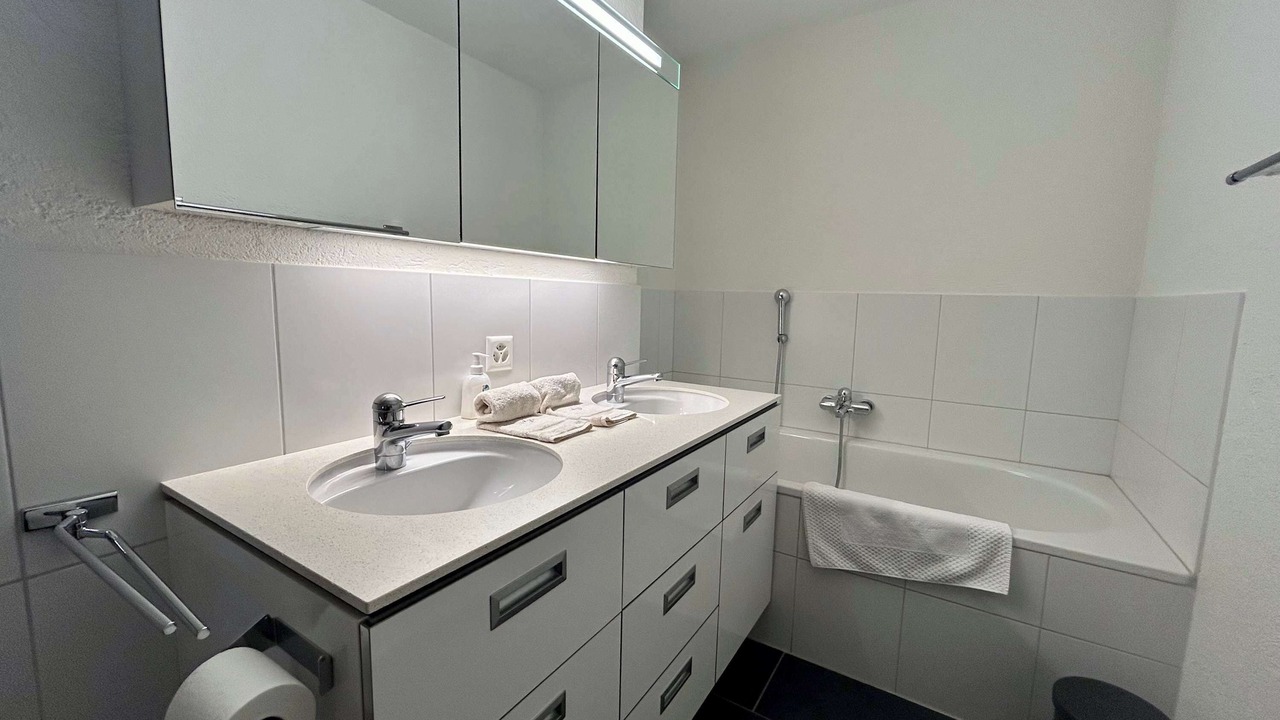 Photo of Bathroom in Saanen