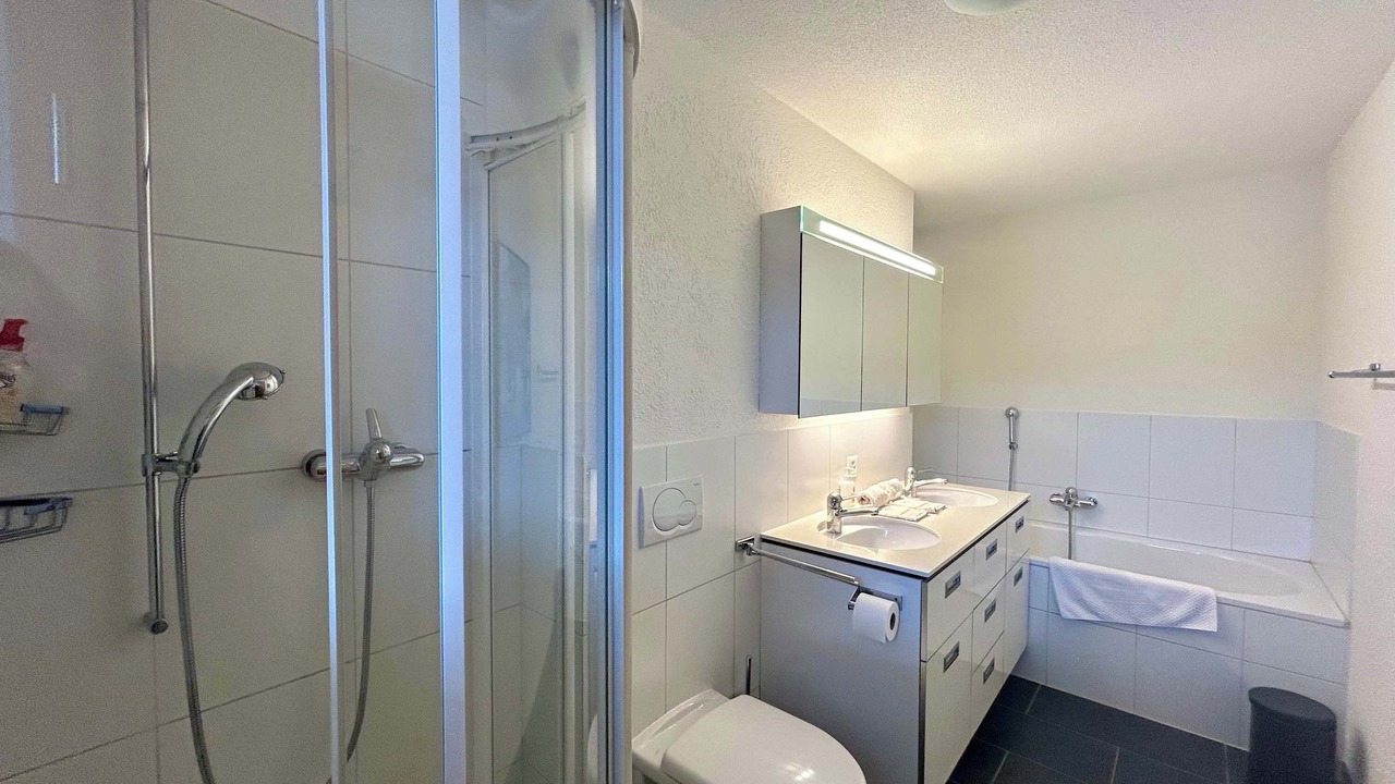 Photo of Bathroom in Saanen