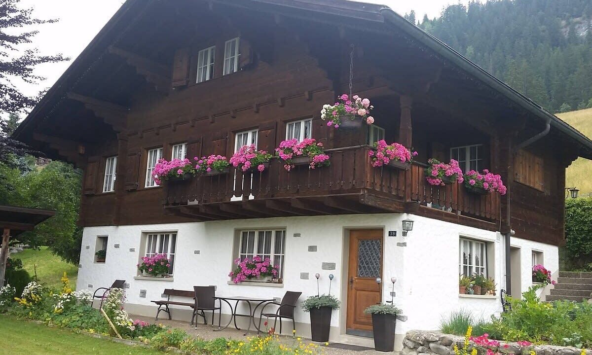 Photo of Others in Saanen
