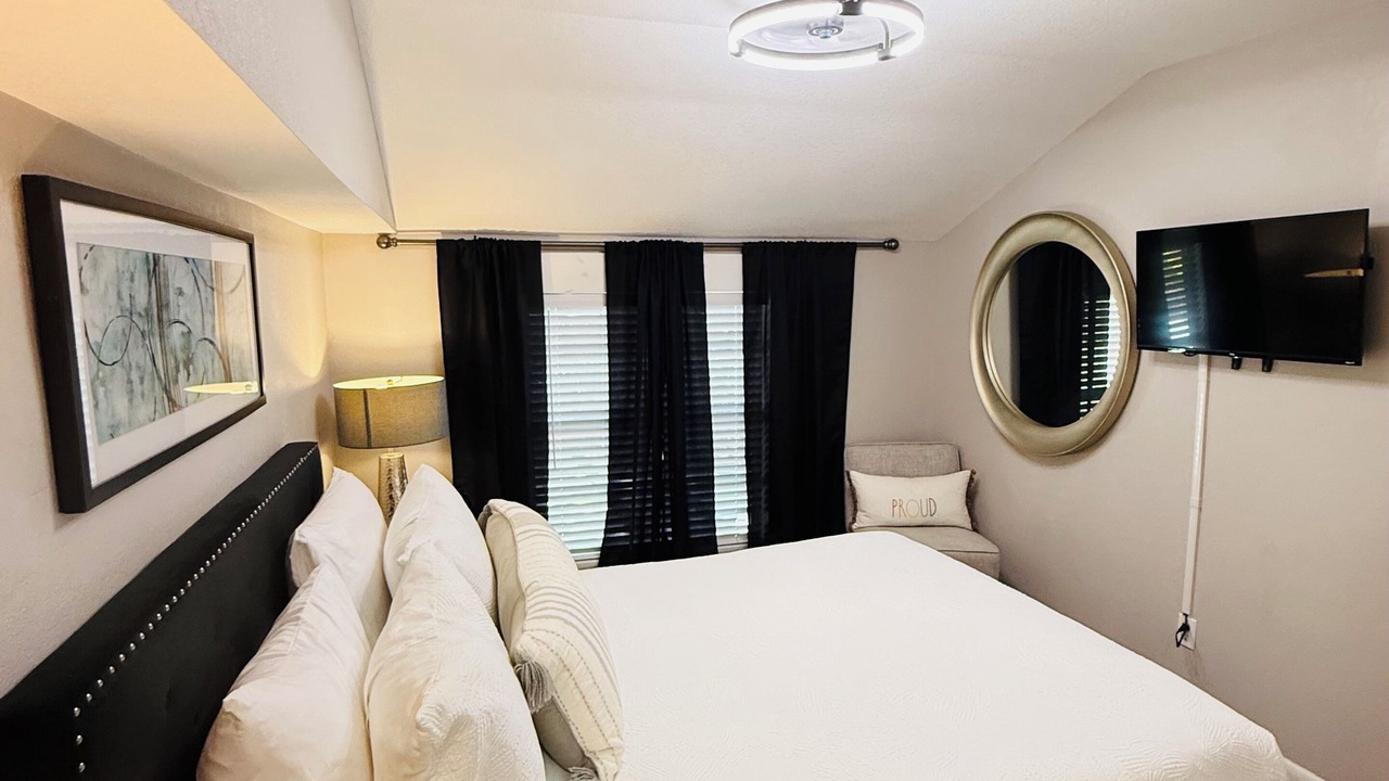 Photo of Bedroom in Ybor City