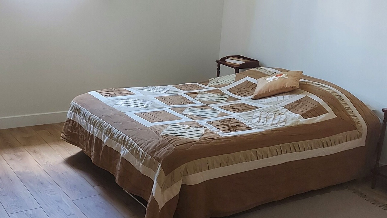 Photo of Bedroom in Savigny-sur-Clairis