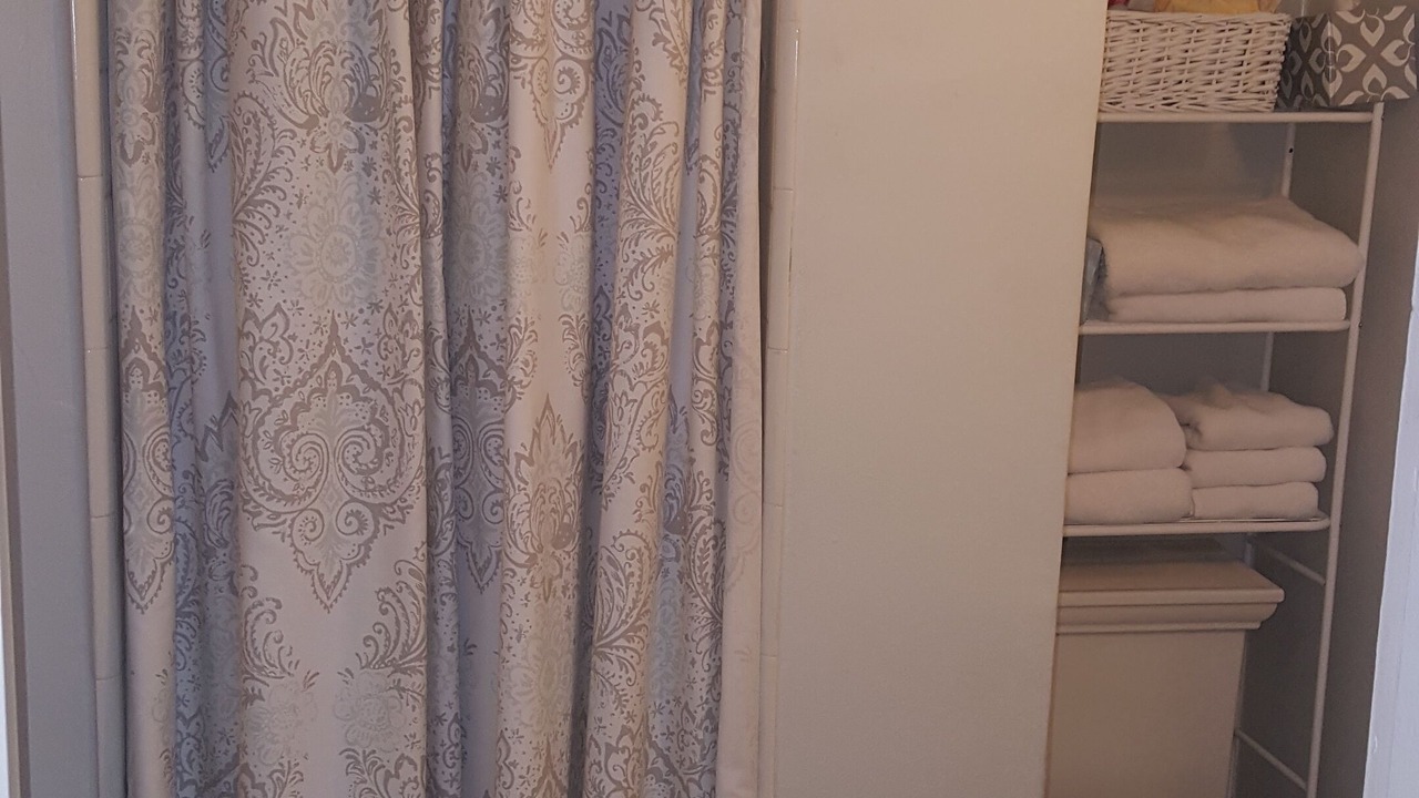 Photo of Bathroom in Bixby Knolls