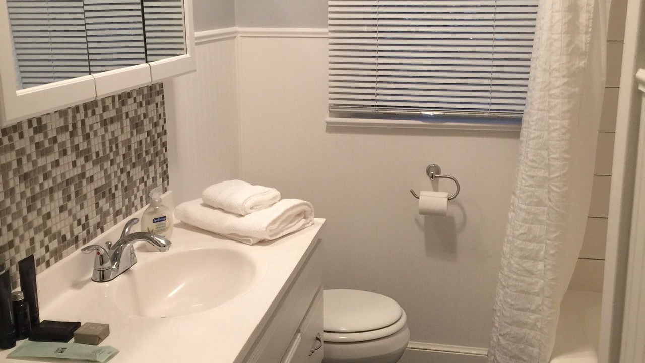 Photo of Bathroom in East Irondequoit