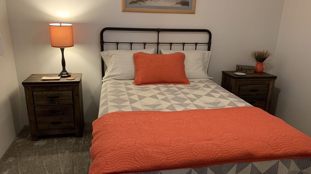 Photo of Bedroom in Lakeview