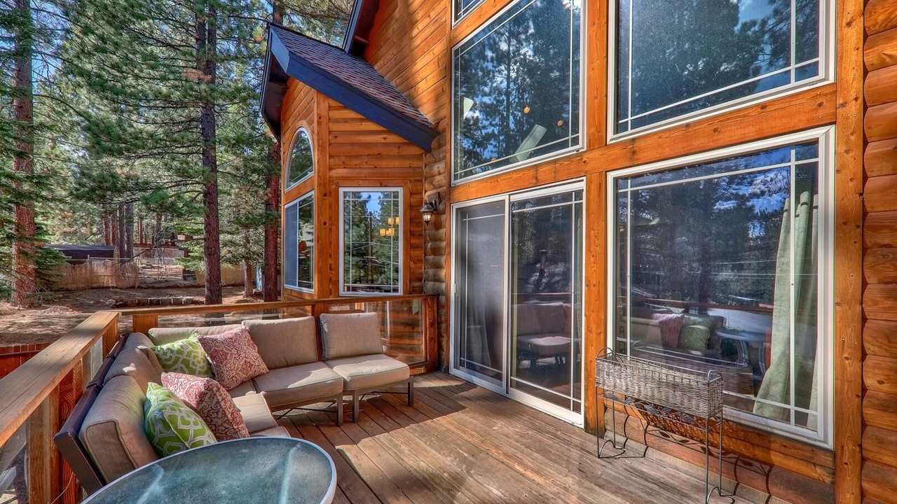 Photo of Patio Balcony in Pioneer Trail