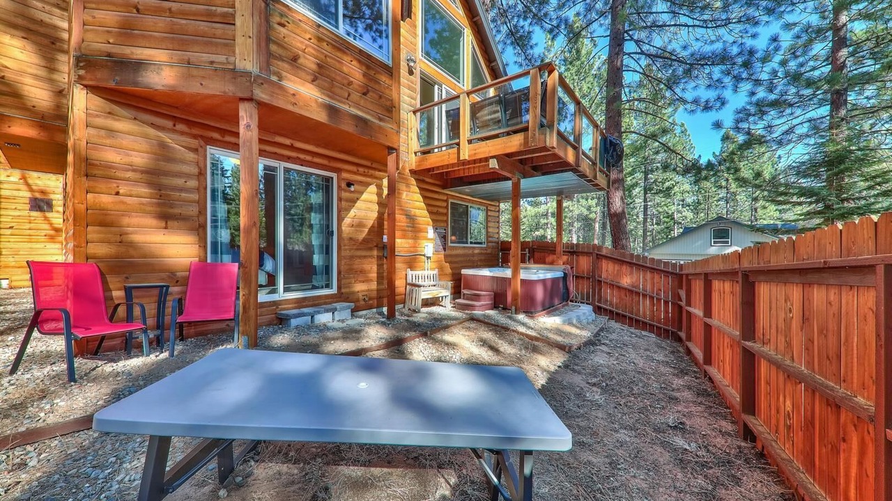 Photo of Patio Balcony in Pioneer Trail