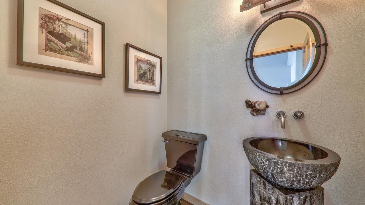 Photo of Bathroom in Pioneer Trail