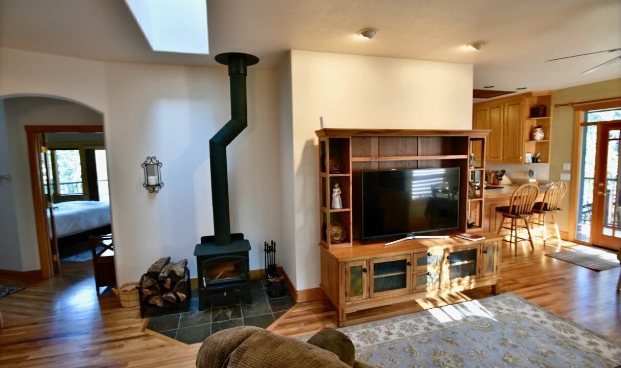 Photo of Livingroom in Auburn