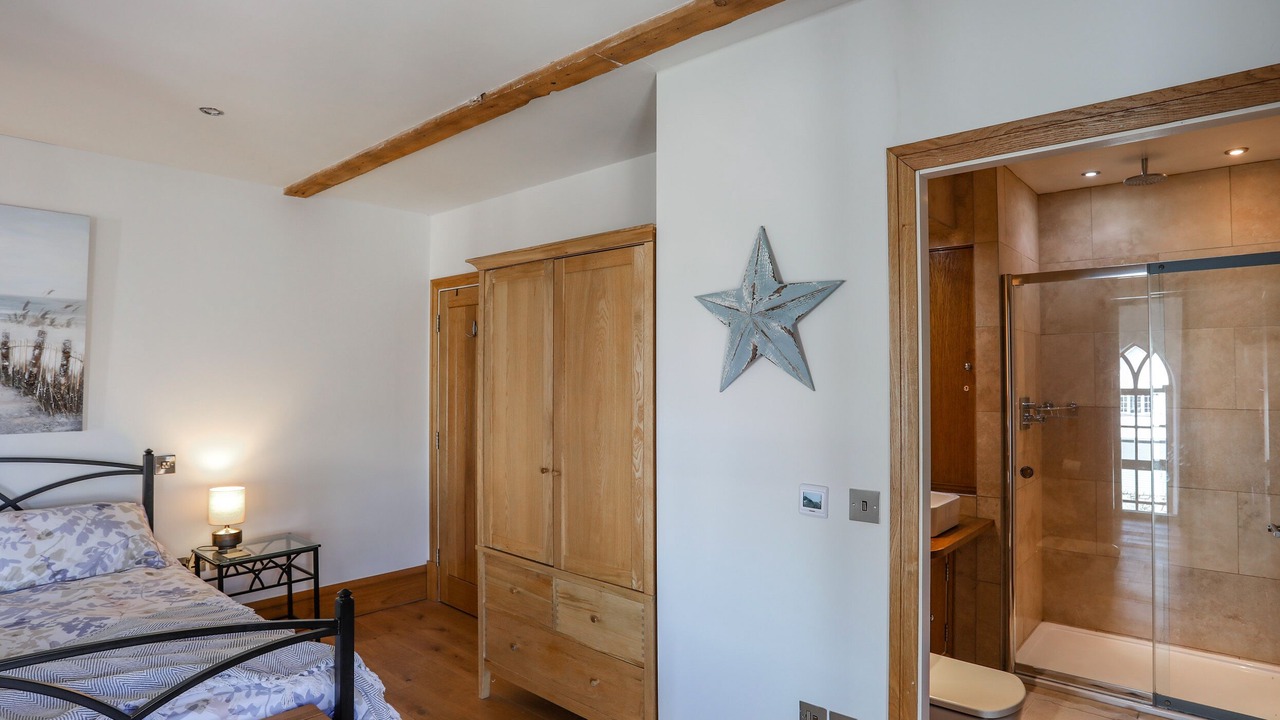 Photo of Bedroom in Edern