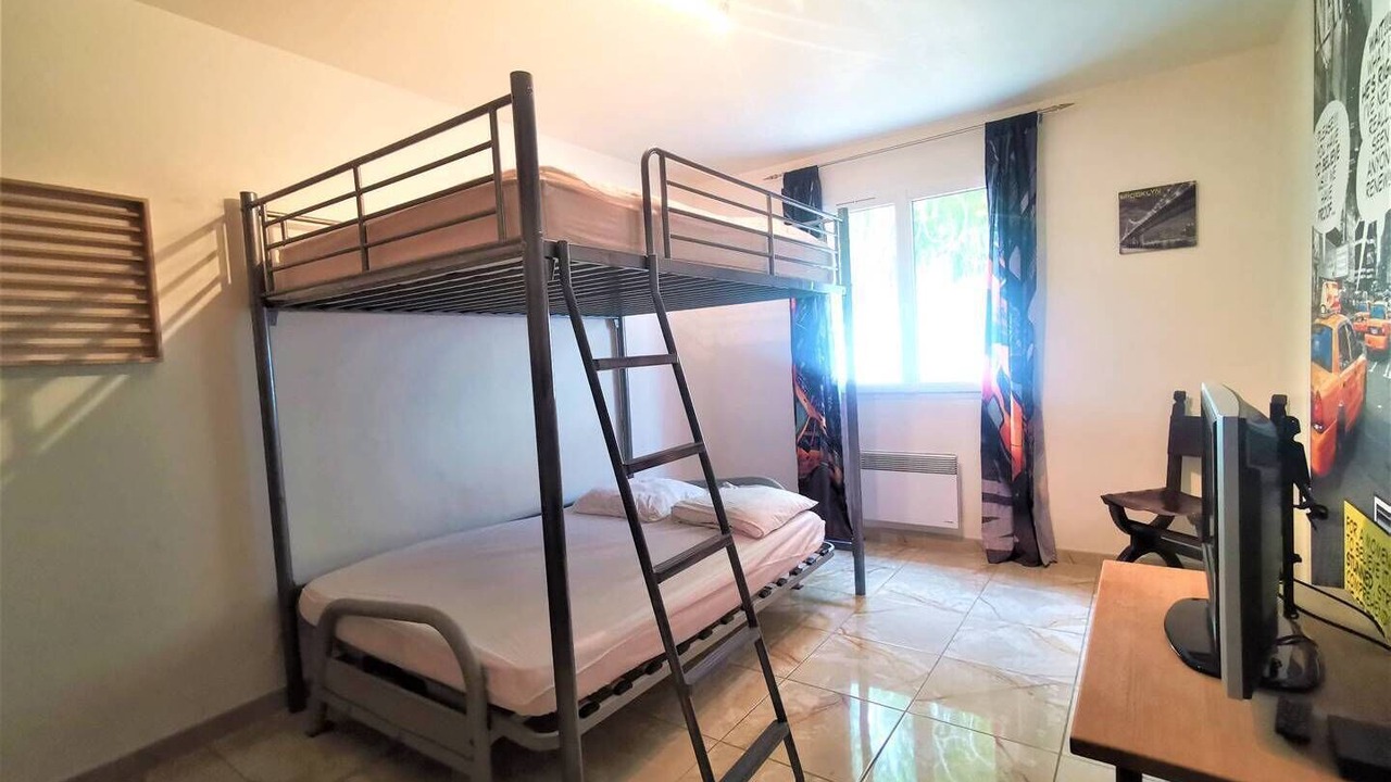 Photo of Bedroom in Elne