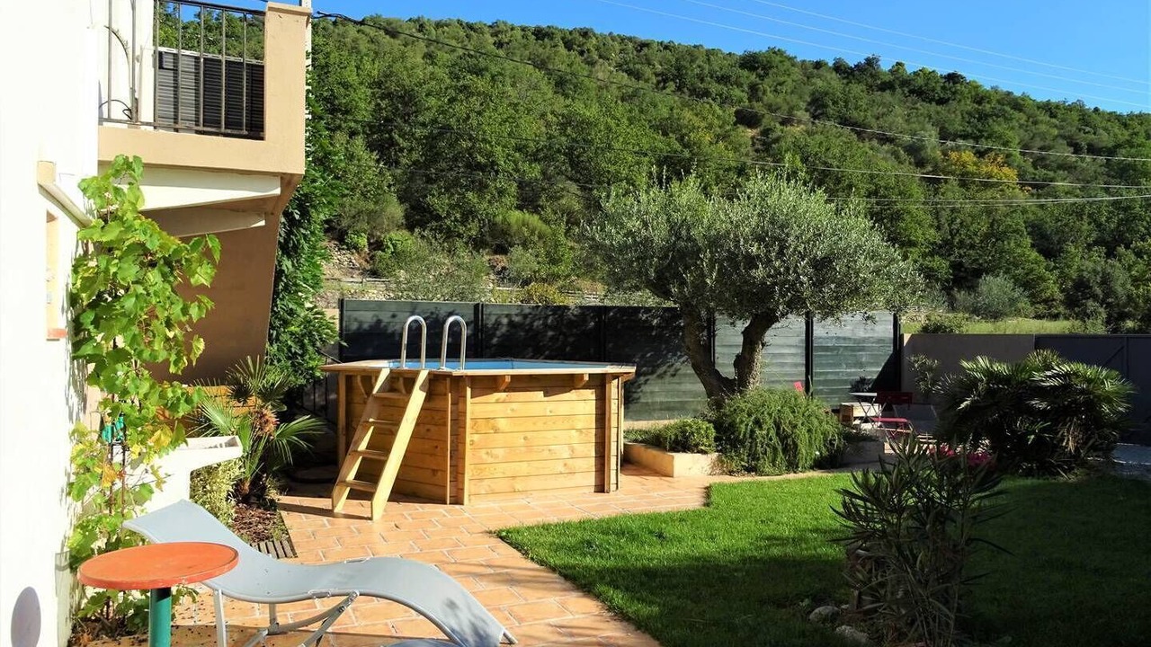 Photo of Outdoor in Eus