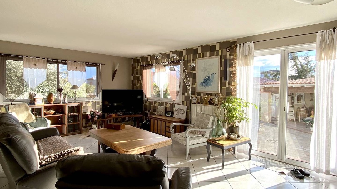 Photo of Livingroom in Bompas