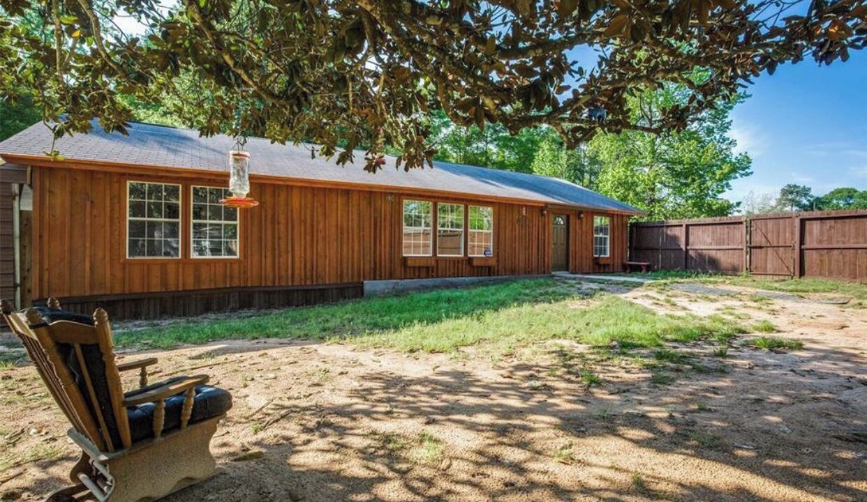 Photo of Outdoor in Willis