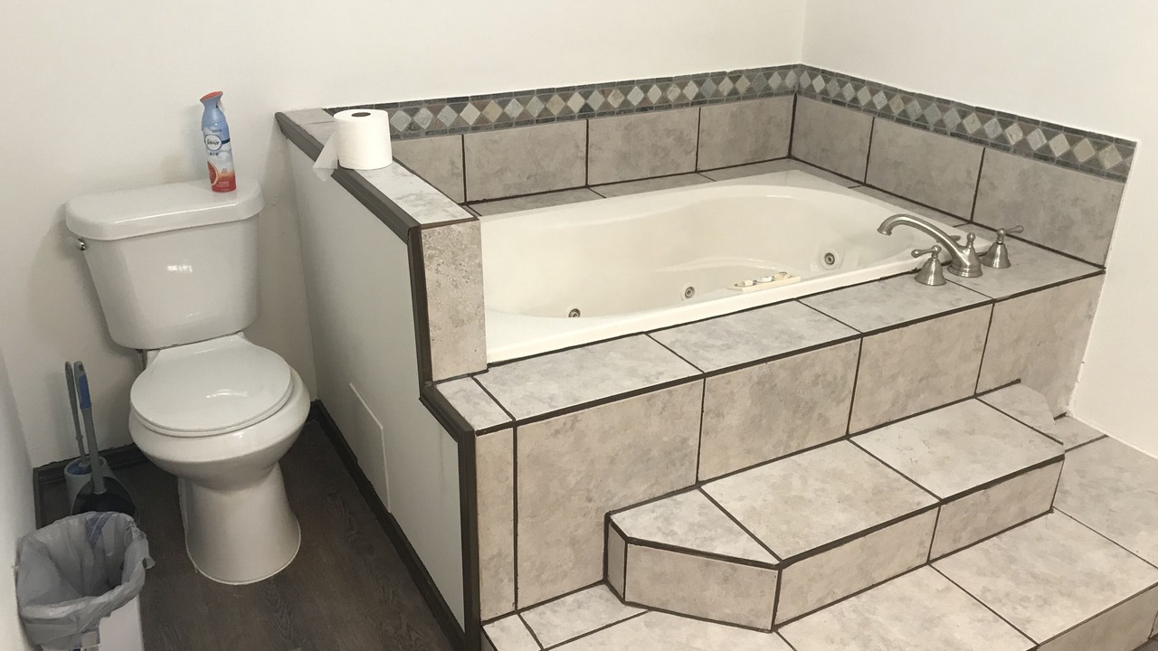 Photo of Bathroom in Willis