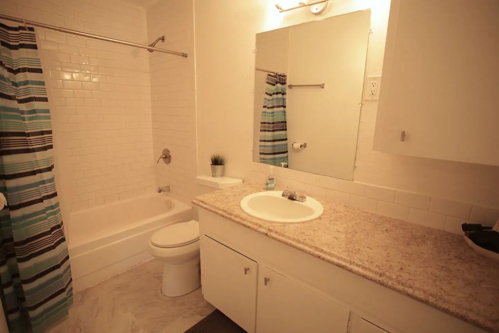 Photo of Bathroom in Johnston Terrace