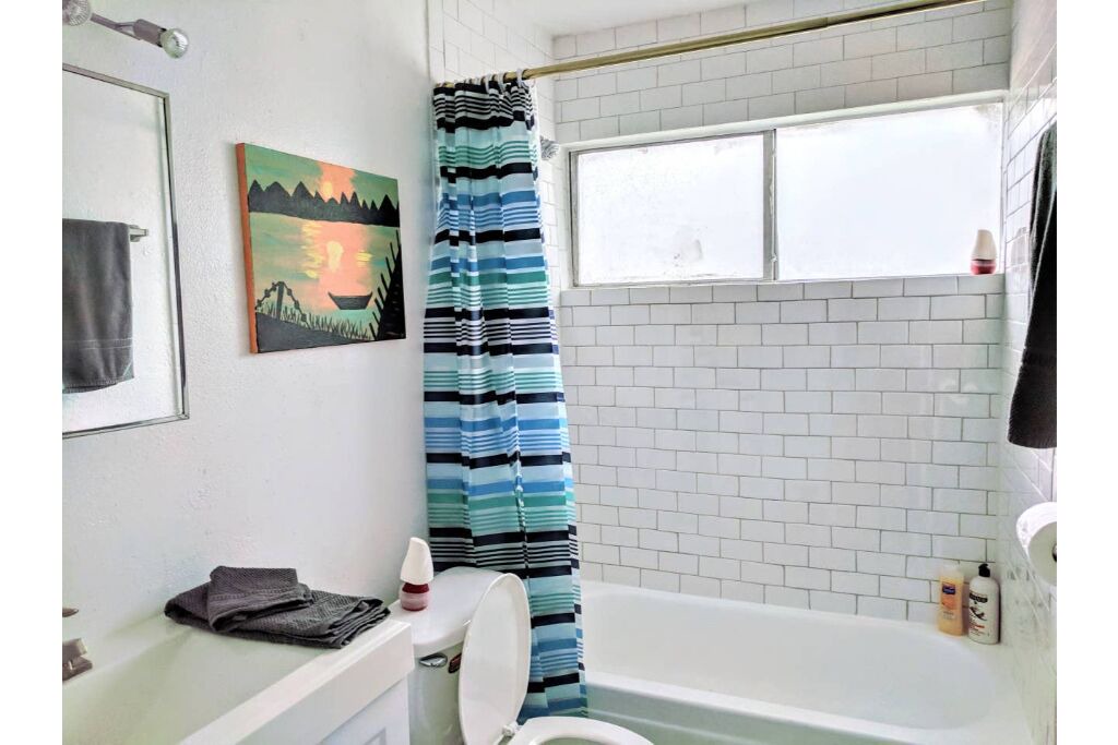Photo of Bathroom in Johnston Terrace