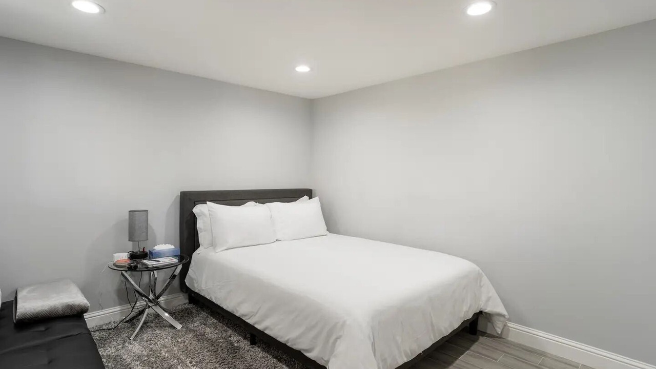 Photo of Bedroom in Pacifica