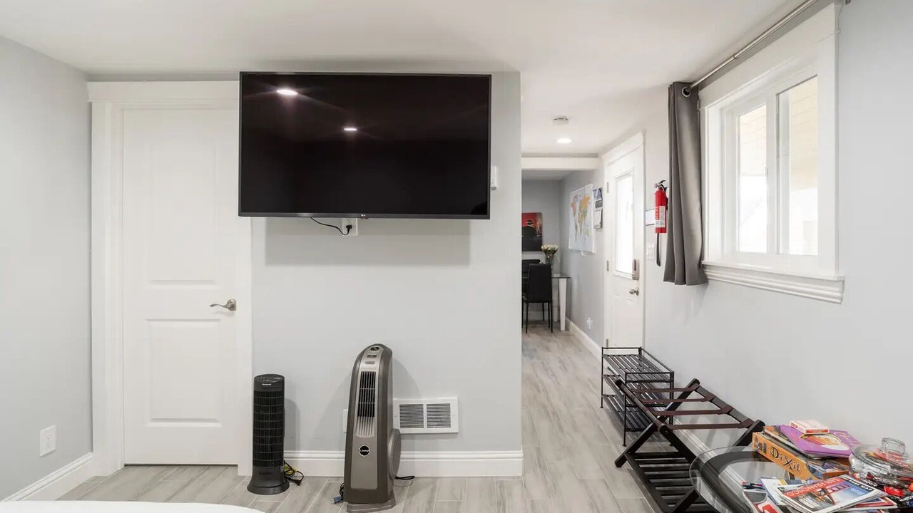 Photo of Bedroom in Pacifica