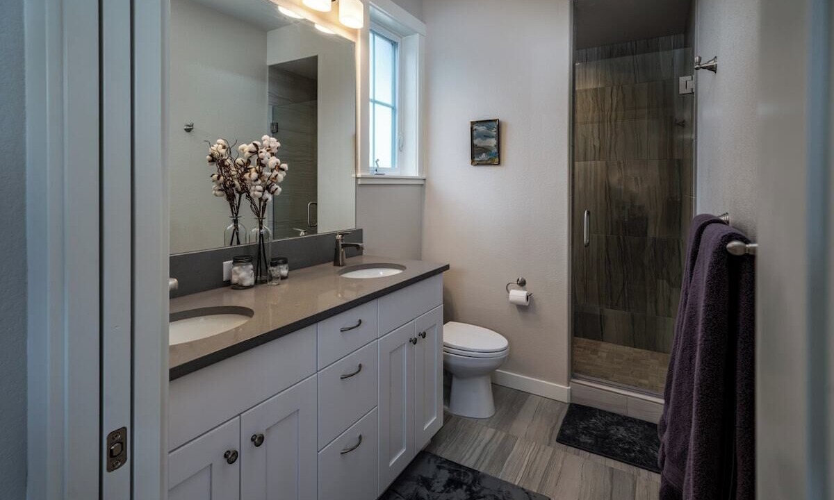 Photo of Bathroom in Sagewood