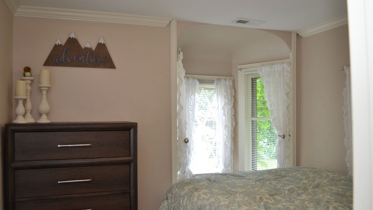 Photo of Bedroom in Broadmoor