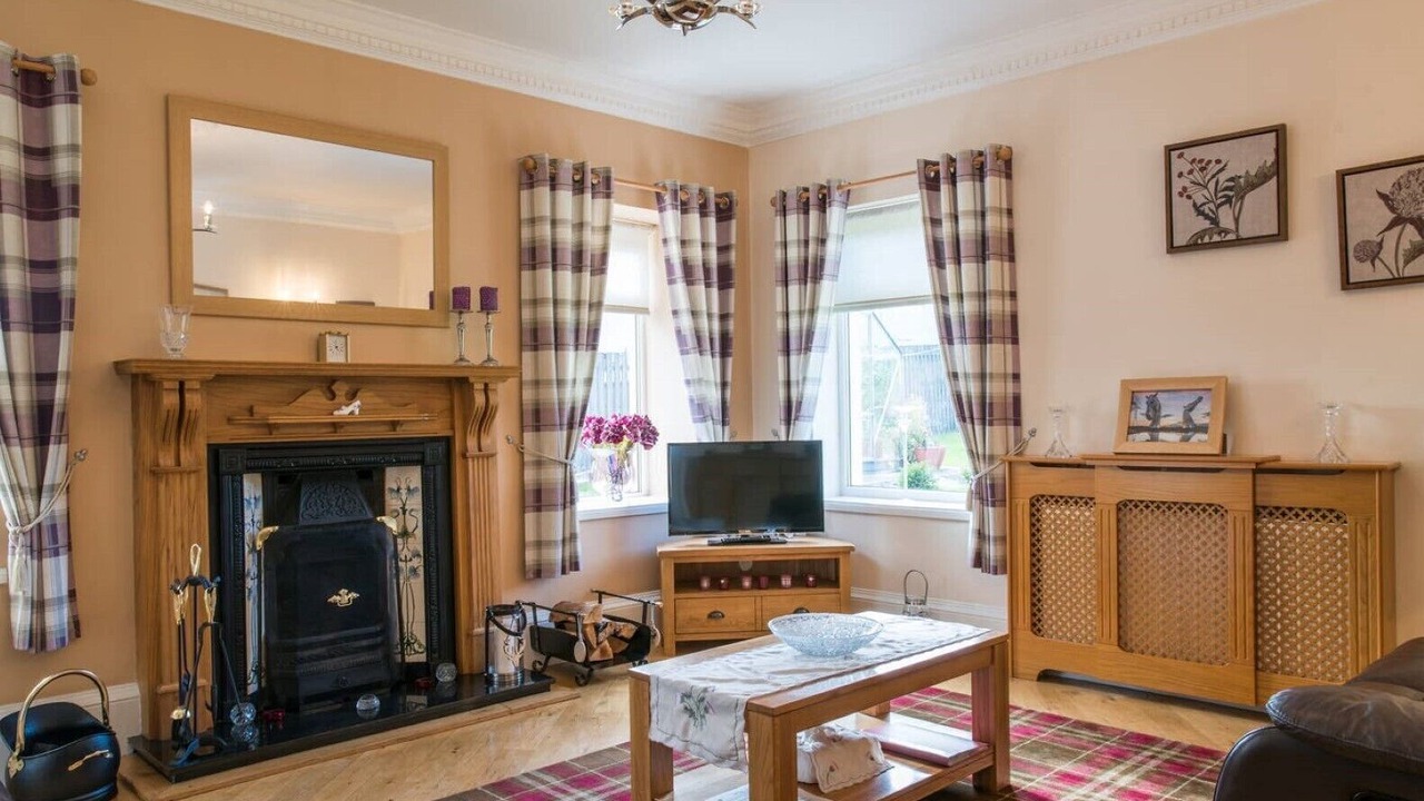 Photo of Livingroom in Airdrie