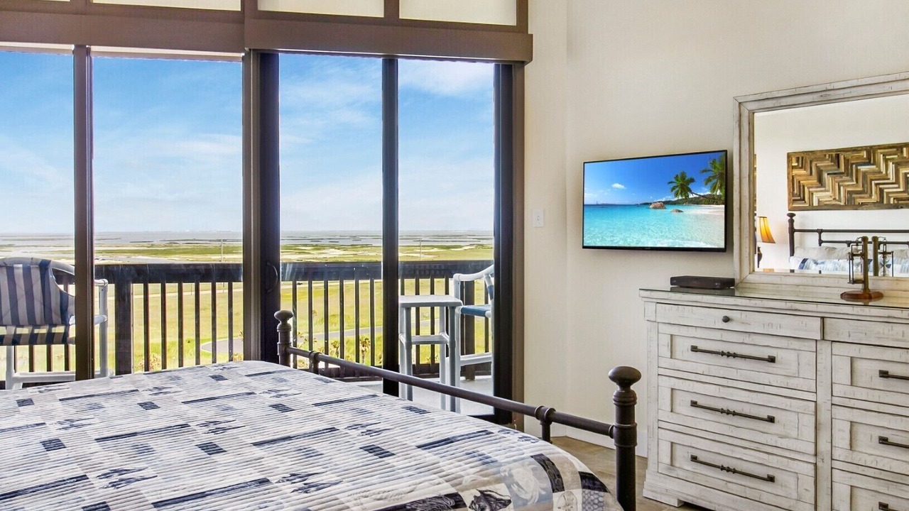 Photo of Bedroom in Port Aransas