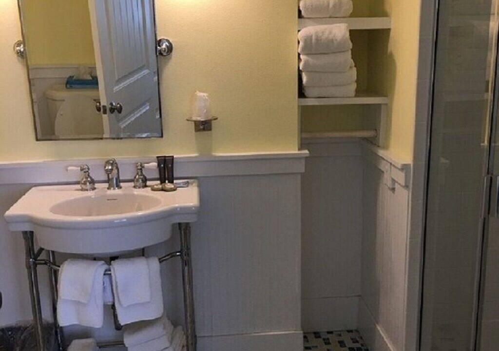 Photo of Bathroom in Steinhatchee