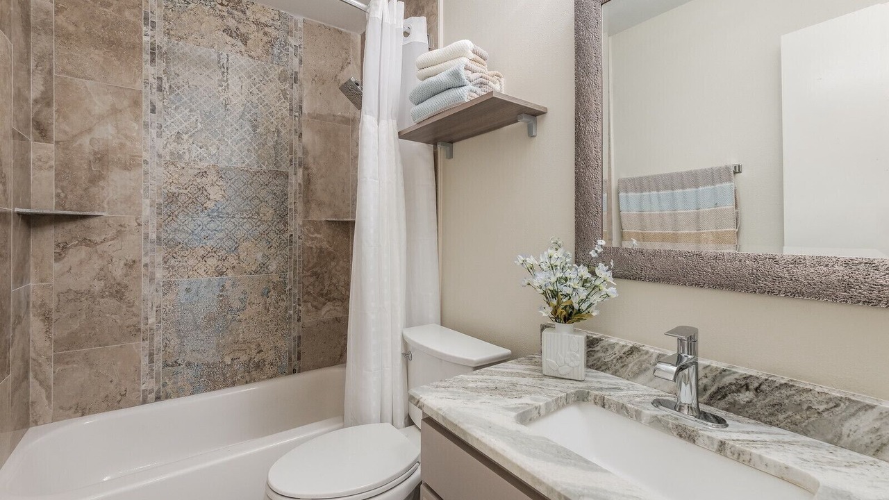 Photo of Bathroom in Medical Center District