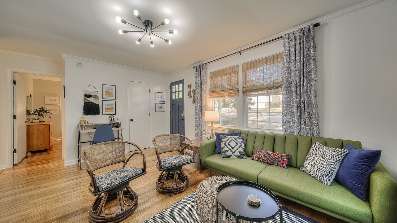 Photo of Livingroom in Earlewood
