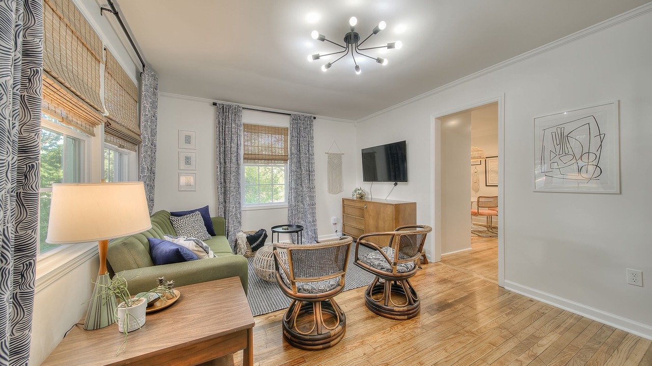Photo of Livingroom in Earlewood