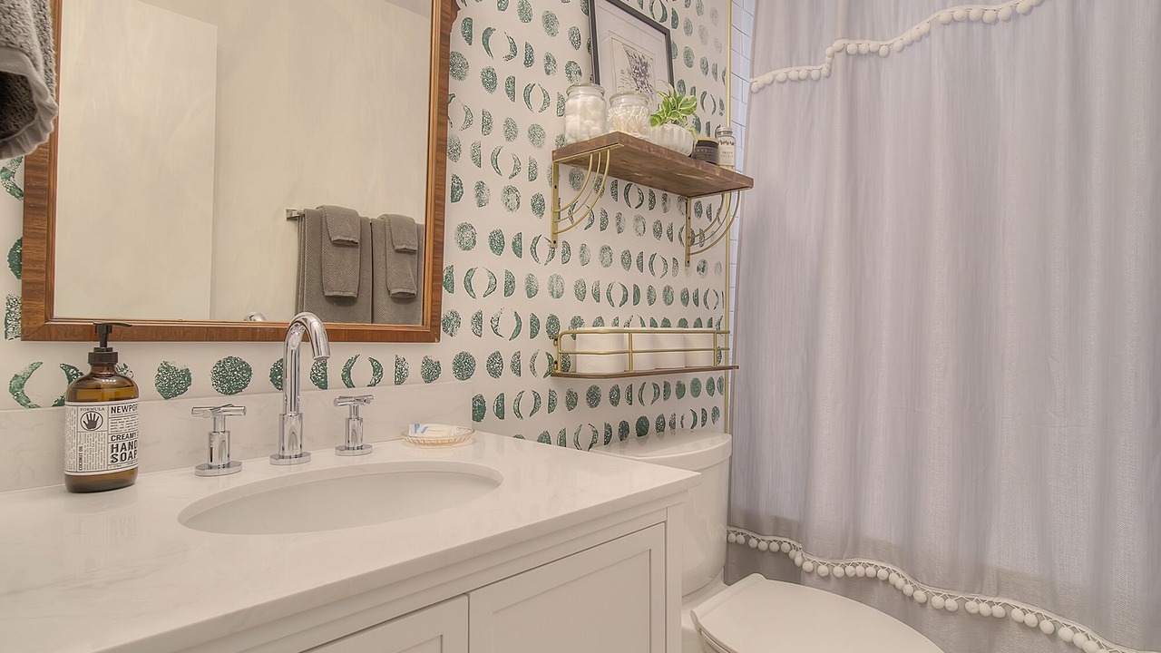 Photo of Bathroom in Earlewood