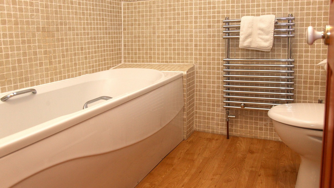 Photo of Bathroom in Kidlington