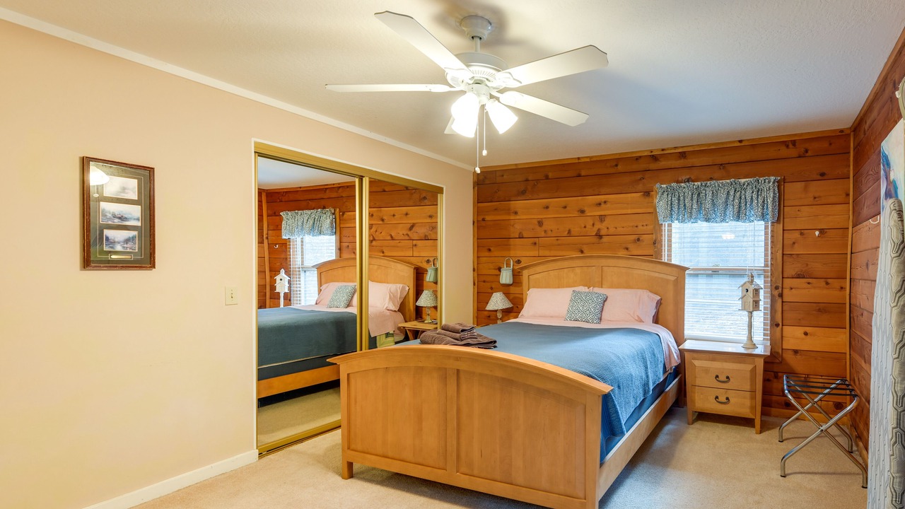 Photo of Bedroom in Pollock Pines