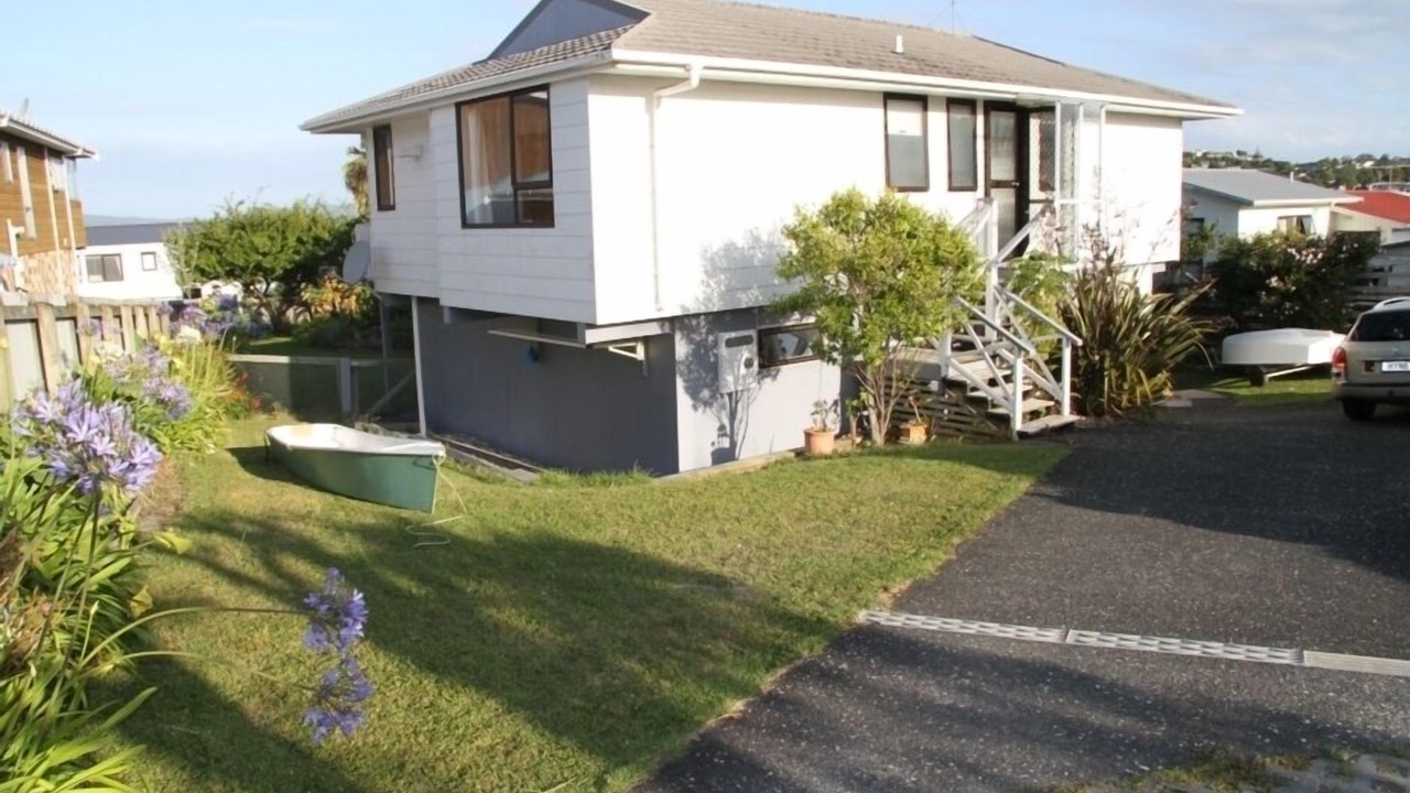 Photo of Others in Snells Beach