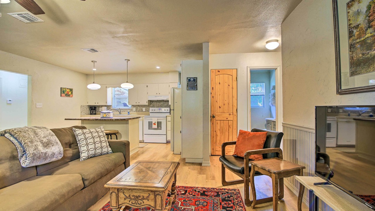 Photo of Livingroom in Utopia