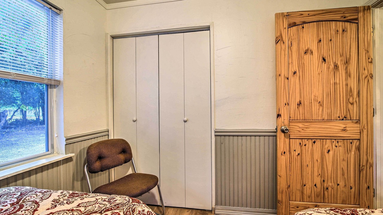 Photo of Bedroom in Utopia