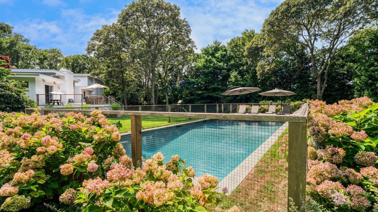 Photo of Outdoor in Village of East Hampton