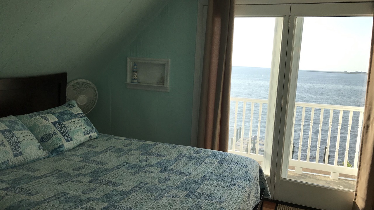 Photo of Bedroom in Colington Harbour