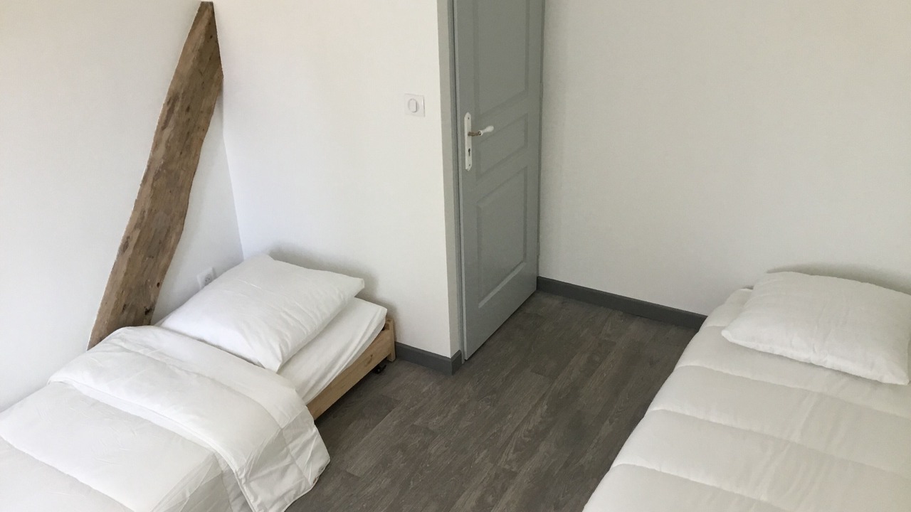 Photo of Bedroom in Semur-en-Auxois